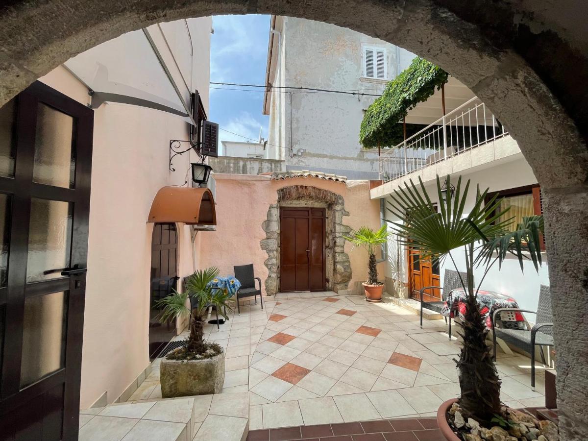 Casa Di Nives Apartment Veglia Exterior foto