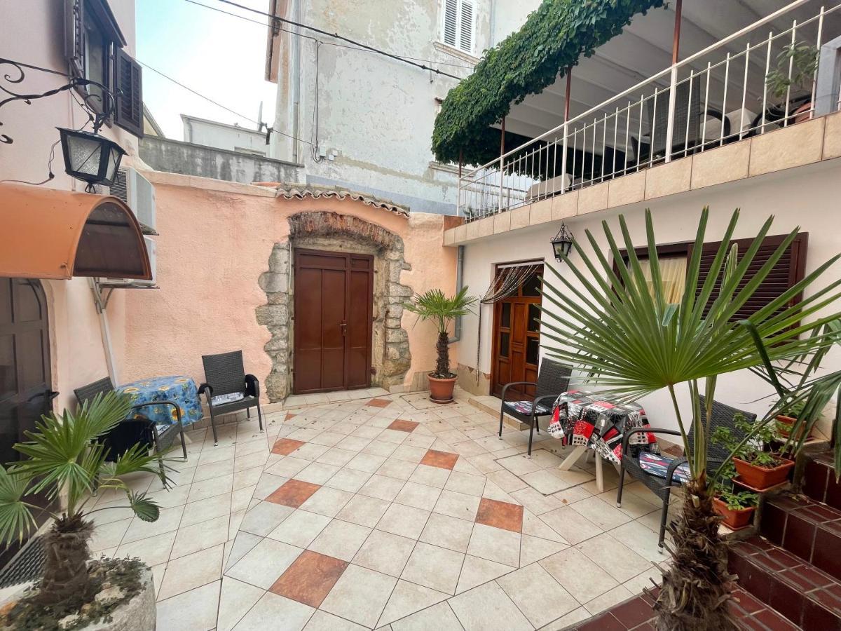 Casa Di Nives Apartment Veglia Exterior foto