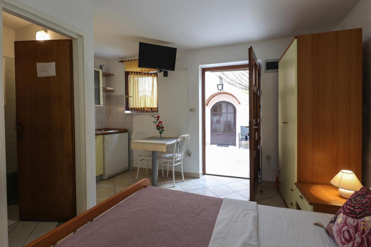 Casa Di Nives Apartment Veglia Exterior foto