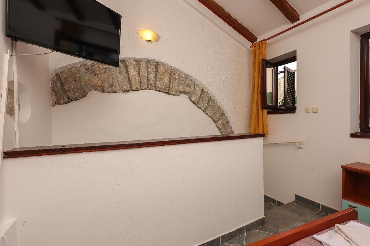 Casa Di Nives Apartment Veglia Exterior foto